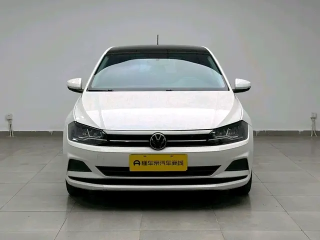 Volkswagen Polo  из Китая