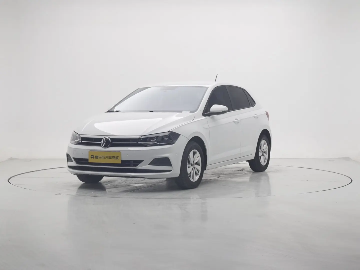 Volkswagen Polo  из Китая