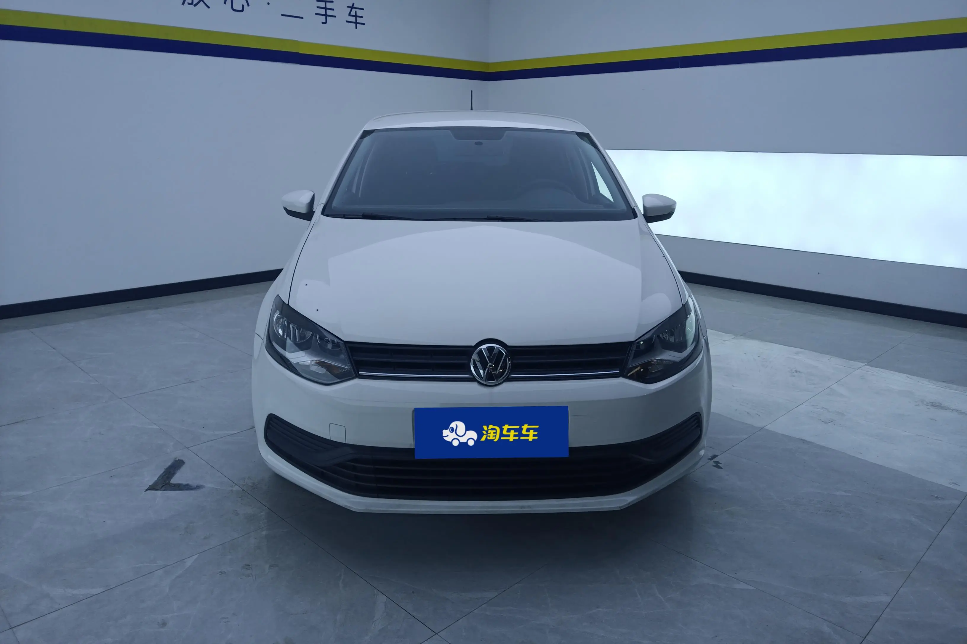 Volkswagen Polo  из Китая