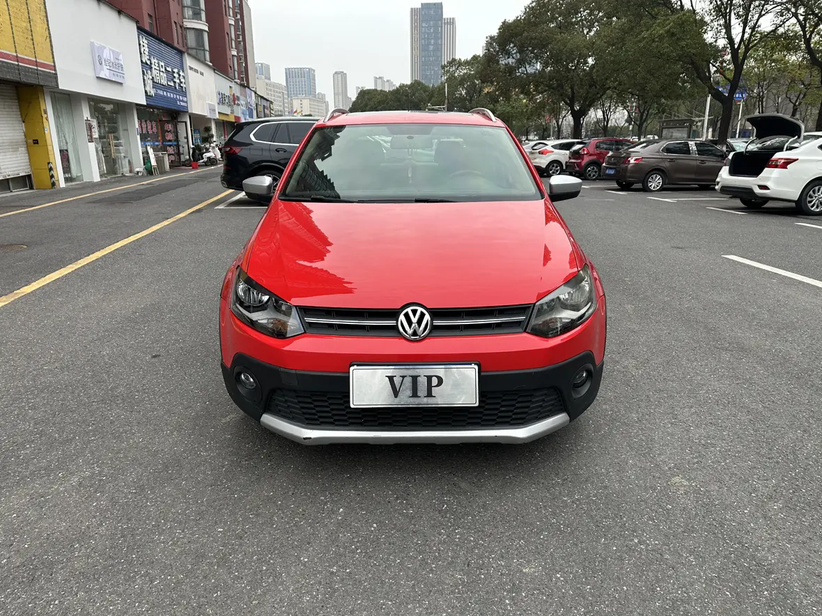 Volkswagen Polo  из Китая