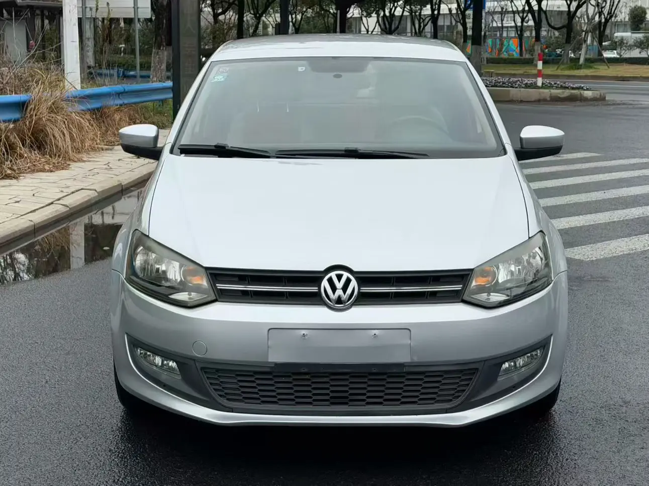 Volkswagen Polo  из Китая