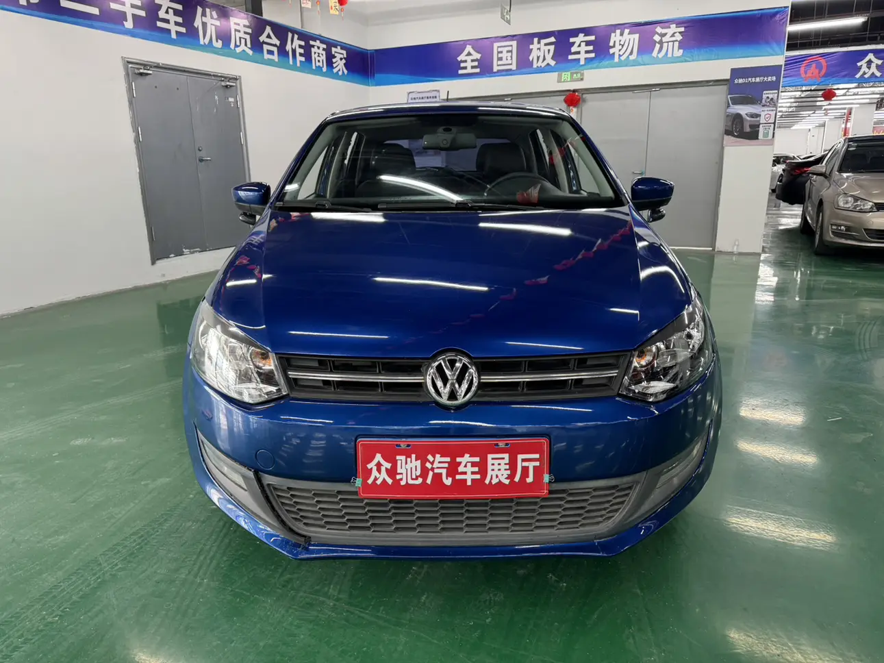 Volkswagen Polo  из Китая