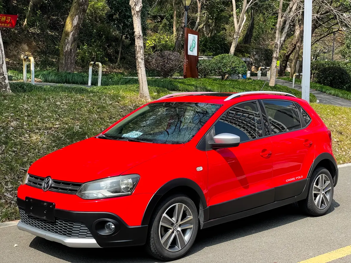 Volkswagen Polo  из Китая