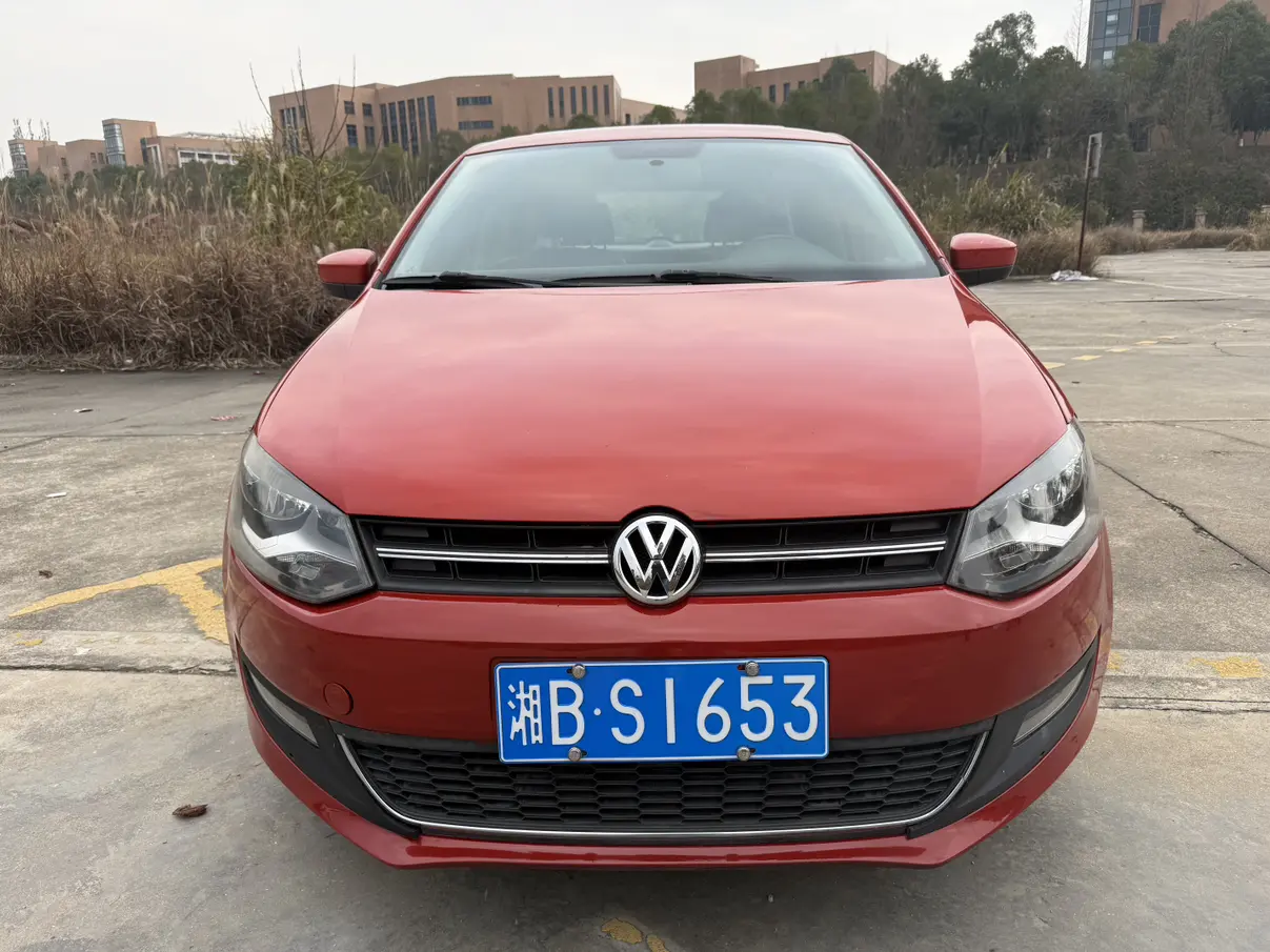 Volkswagen Polo  из Китая