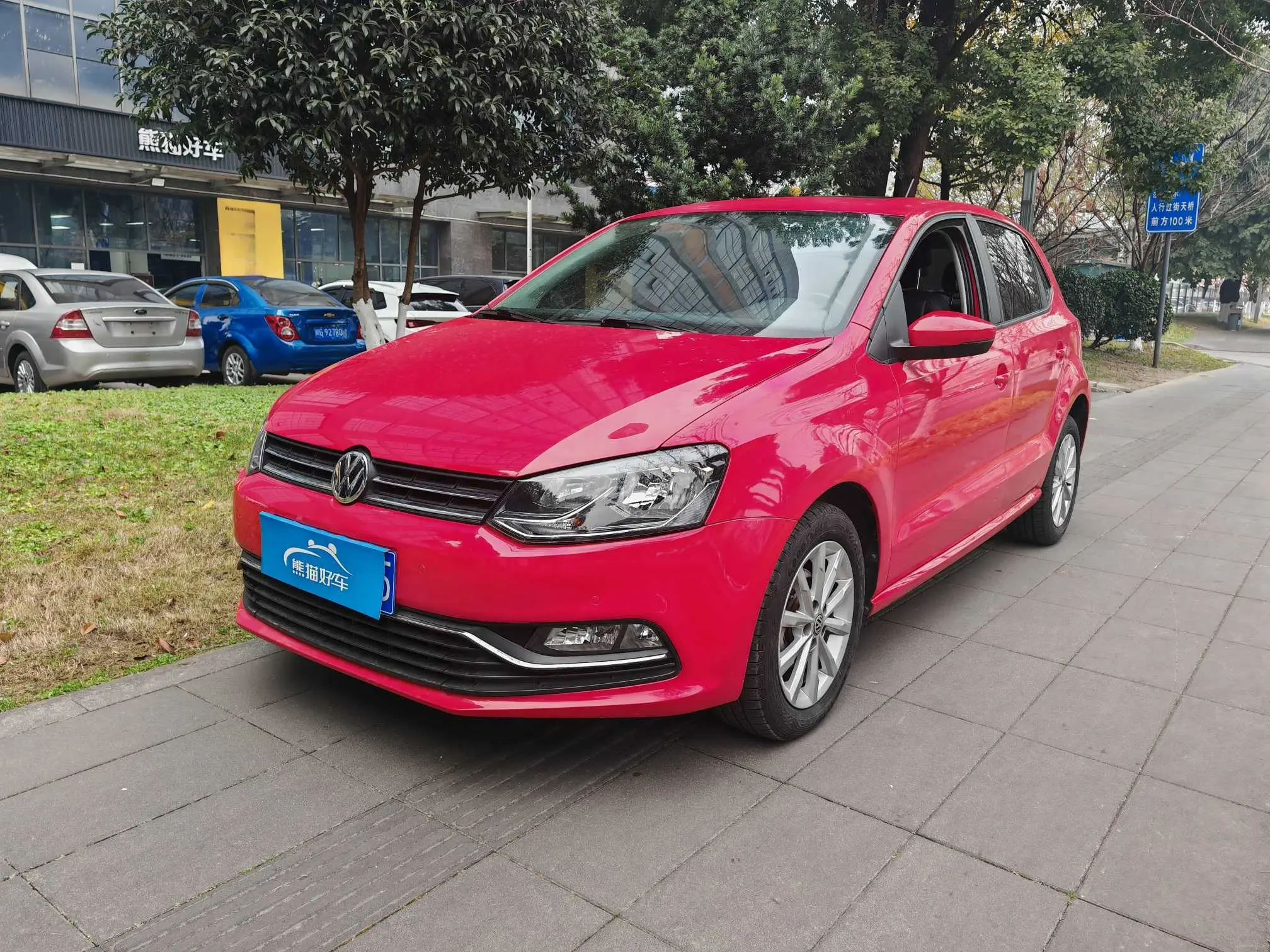 Volkswagen Polo  из Китая