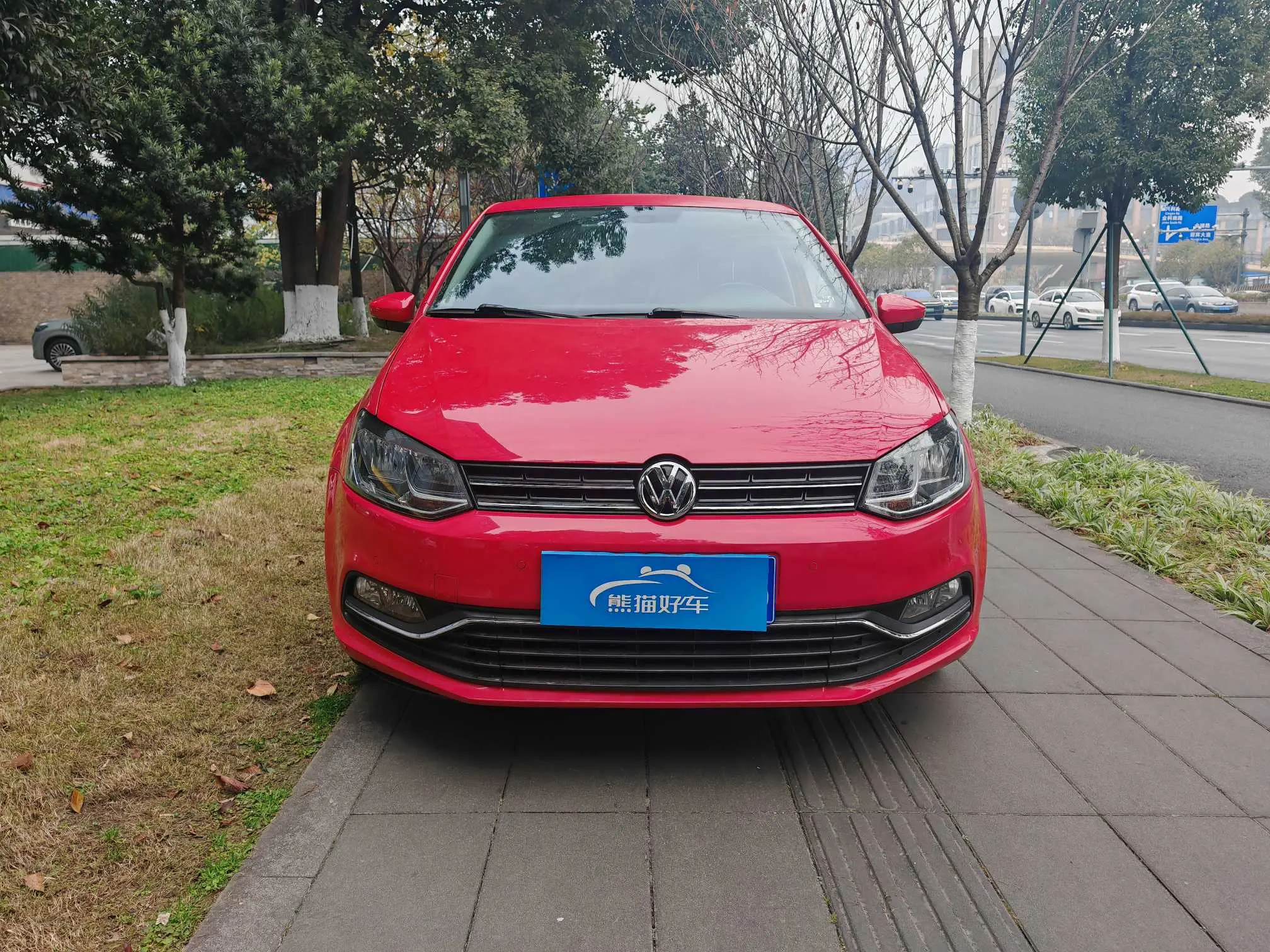 Volkswagen Polo  из Китая