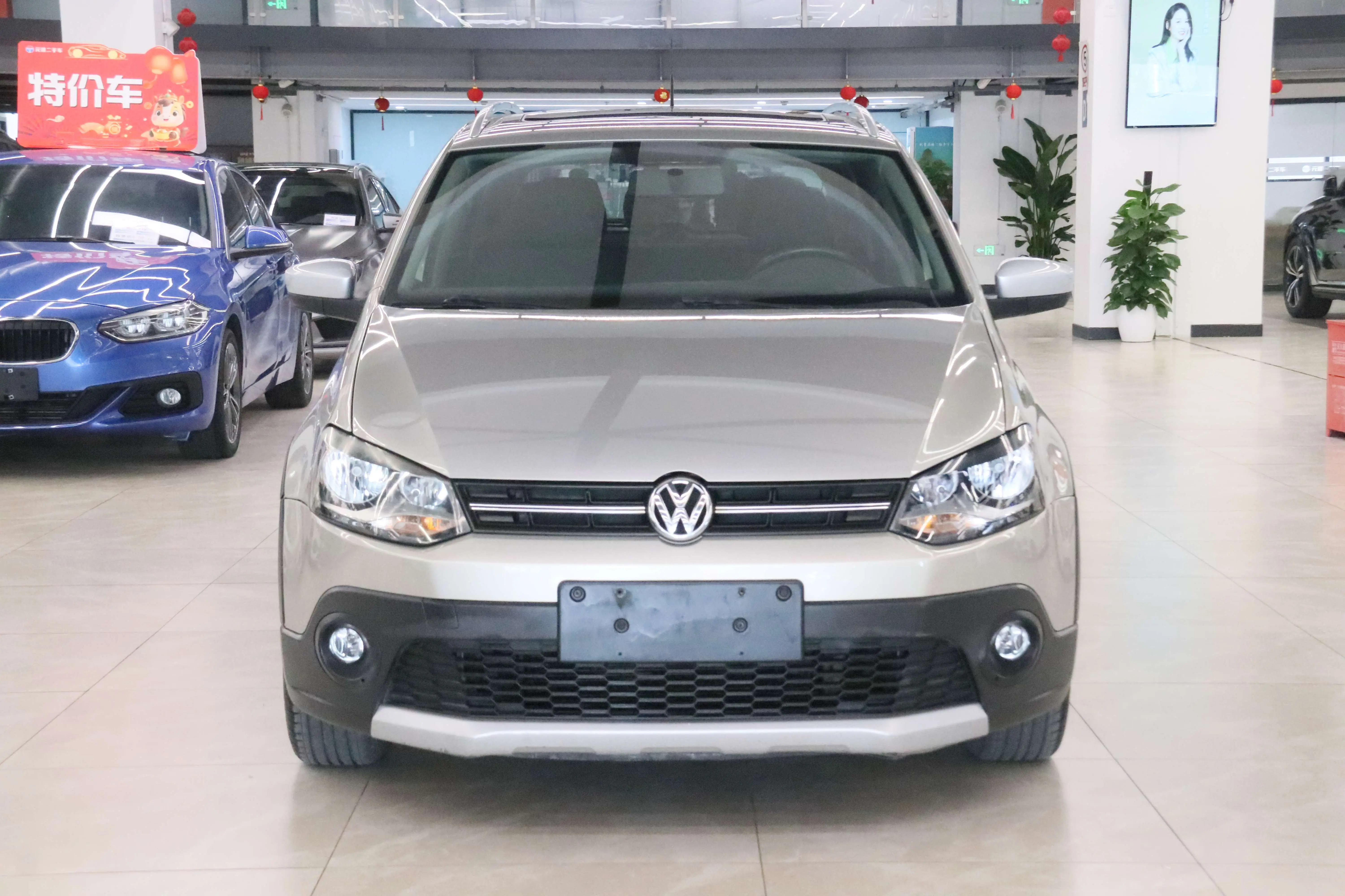 Volkswagen Polo  из Китая