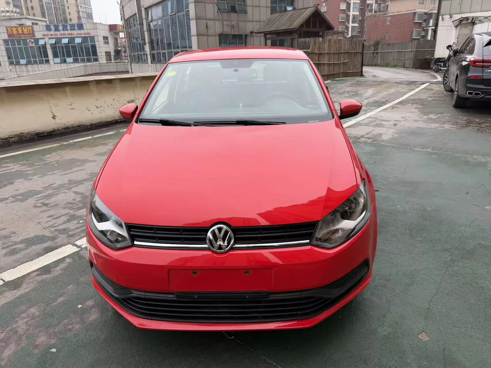 Volkswagen Polo  из Китая