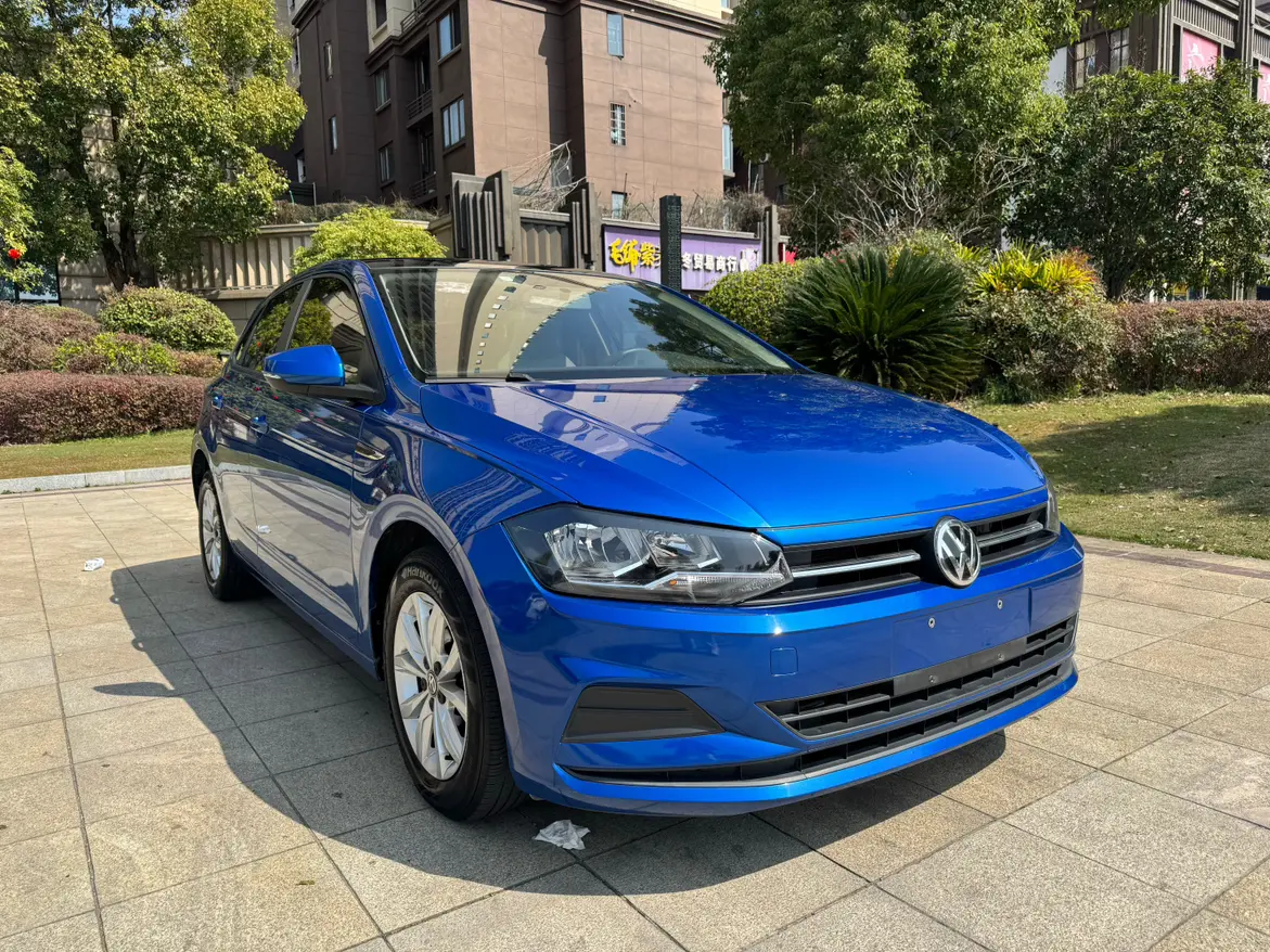 Volkswagen Polo  из Китая