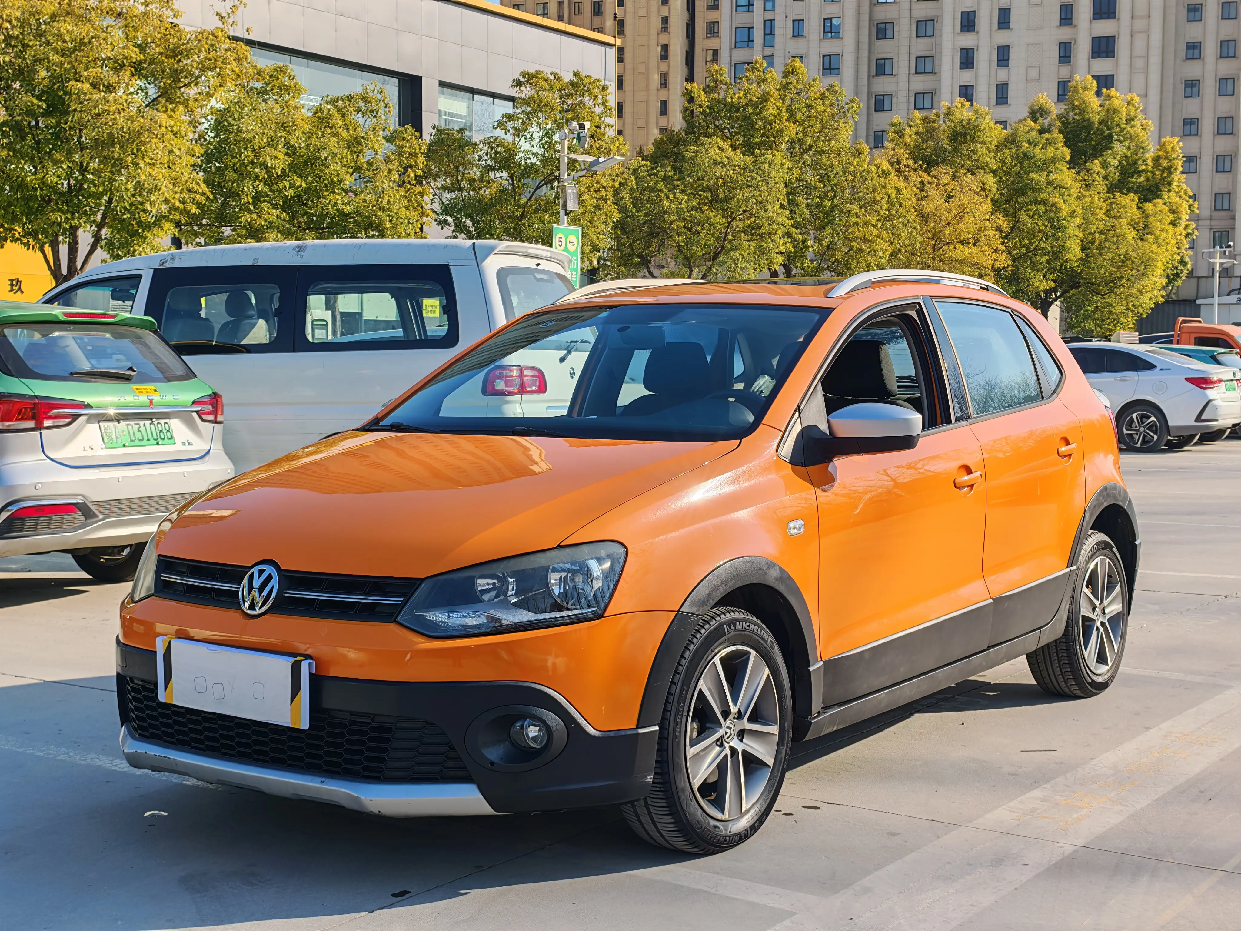 Volkswagen Polo  из Китая