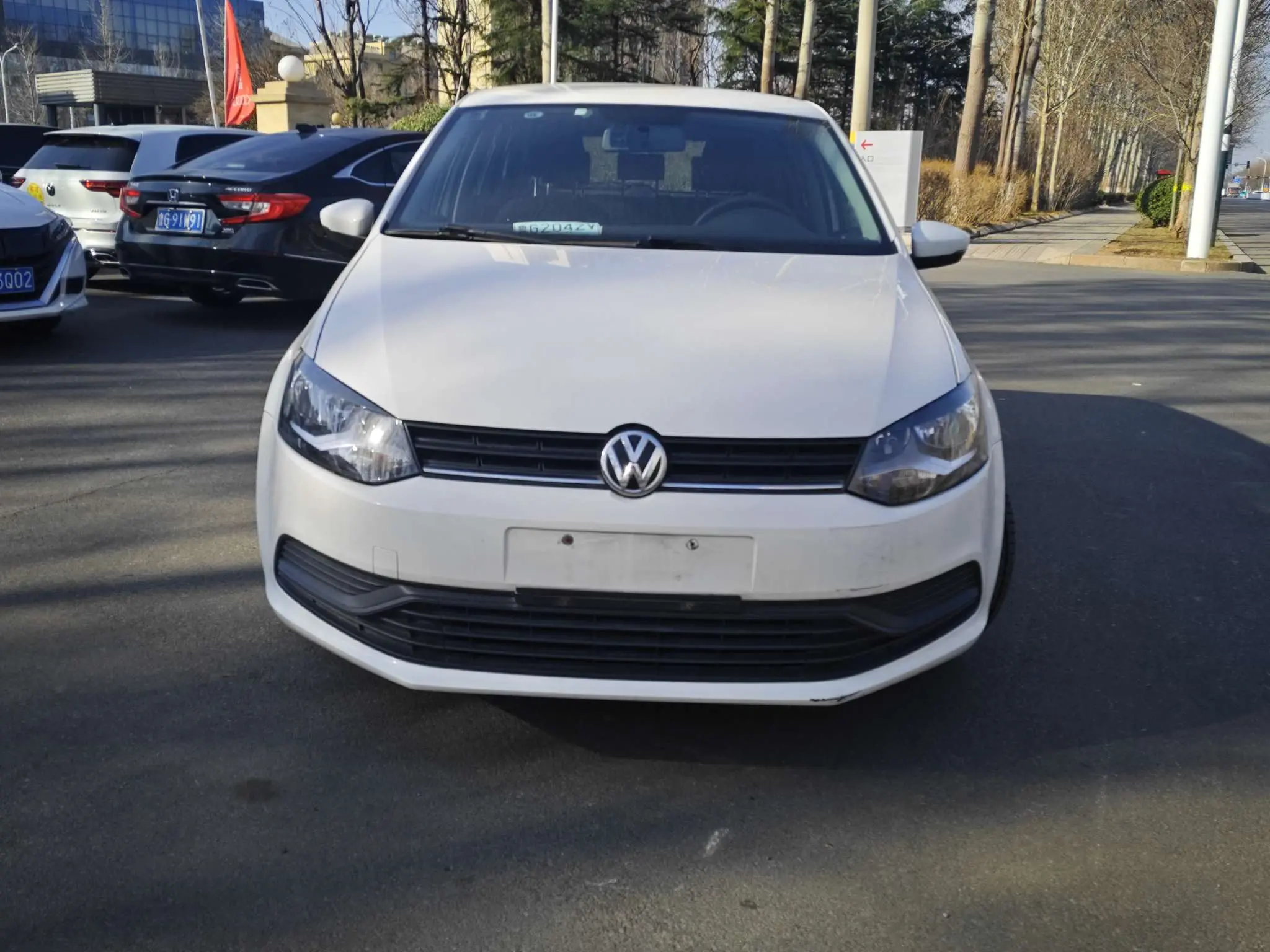 Volkswagen Polo  из Китая