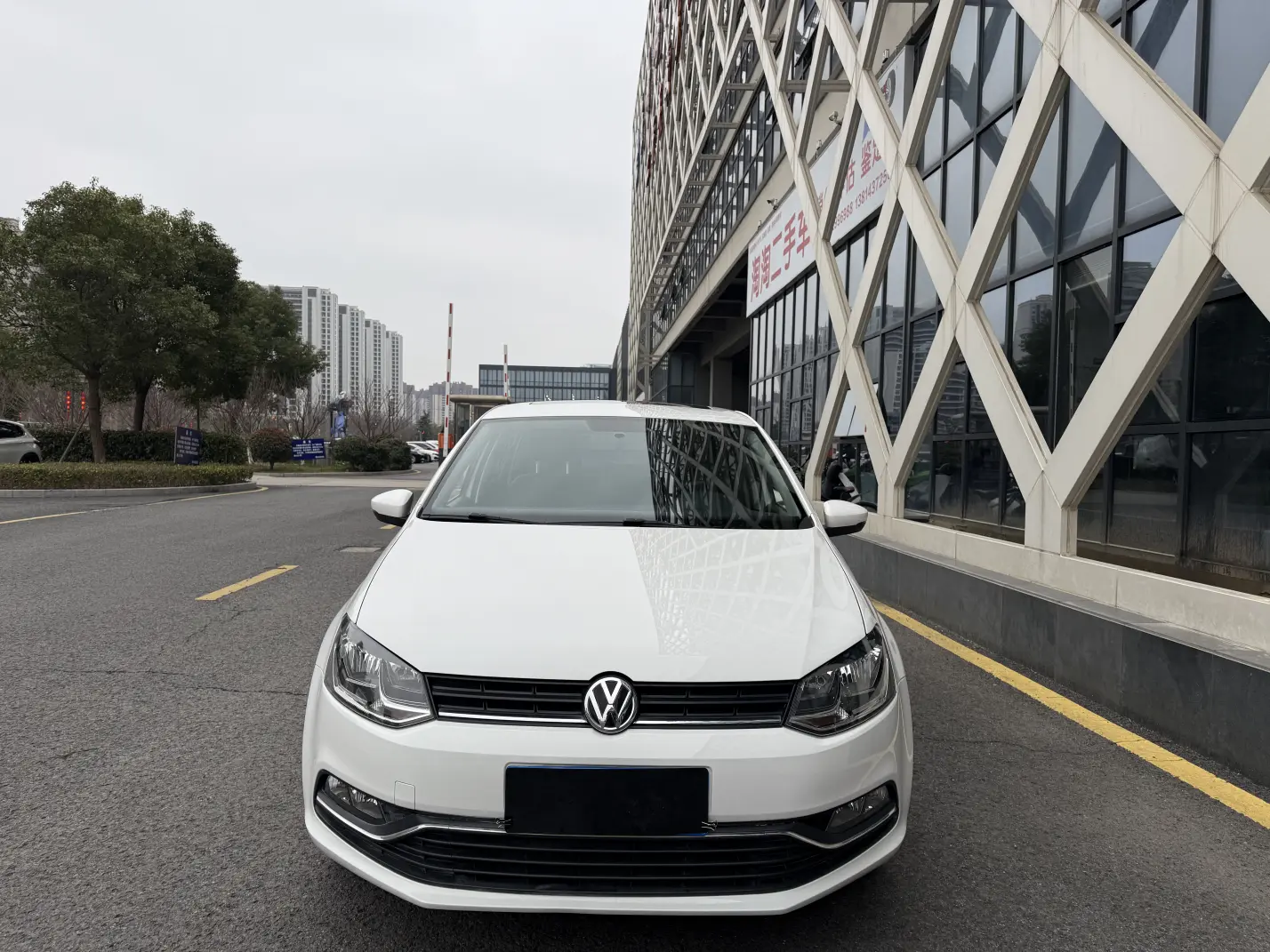 Volkswagen Polo  из Китая