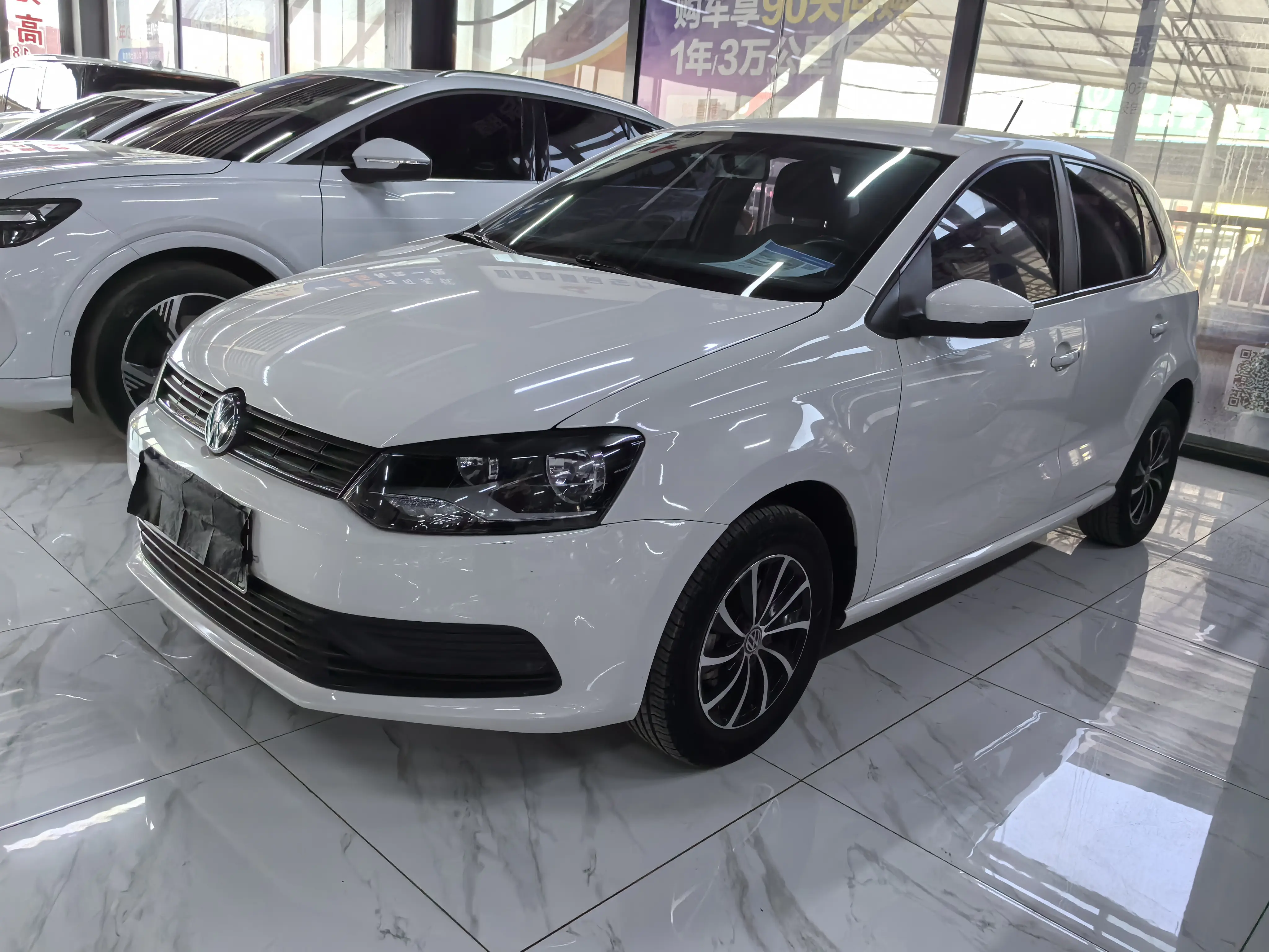 Volkswagen Polo  из Китая