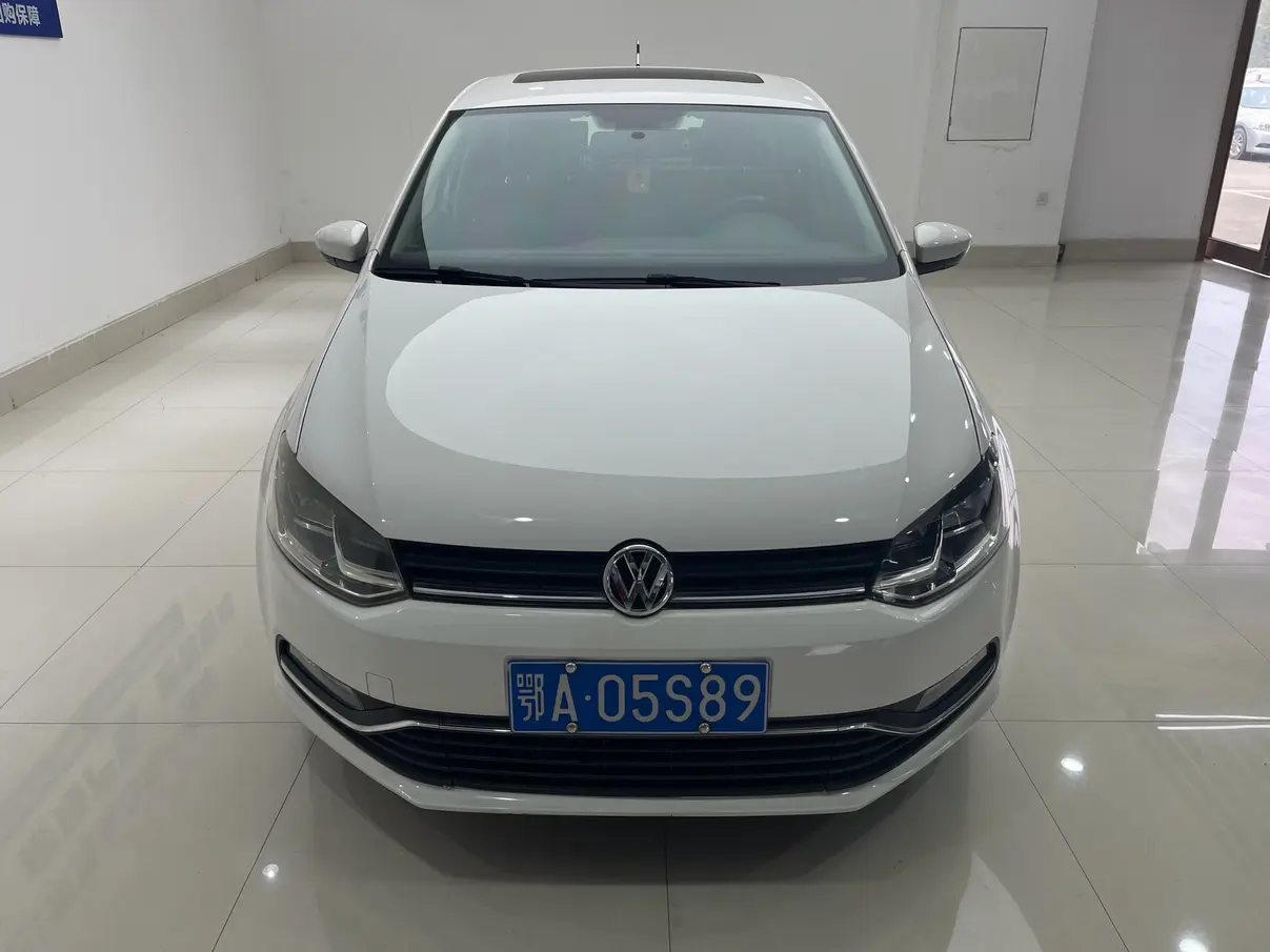 Volkswagen Polo  из Китая