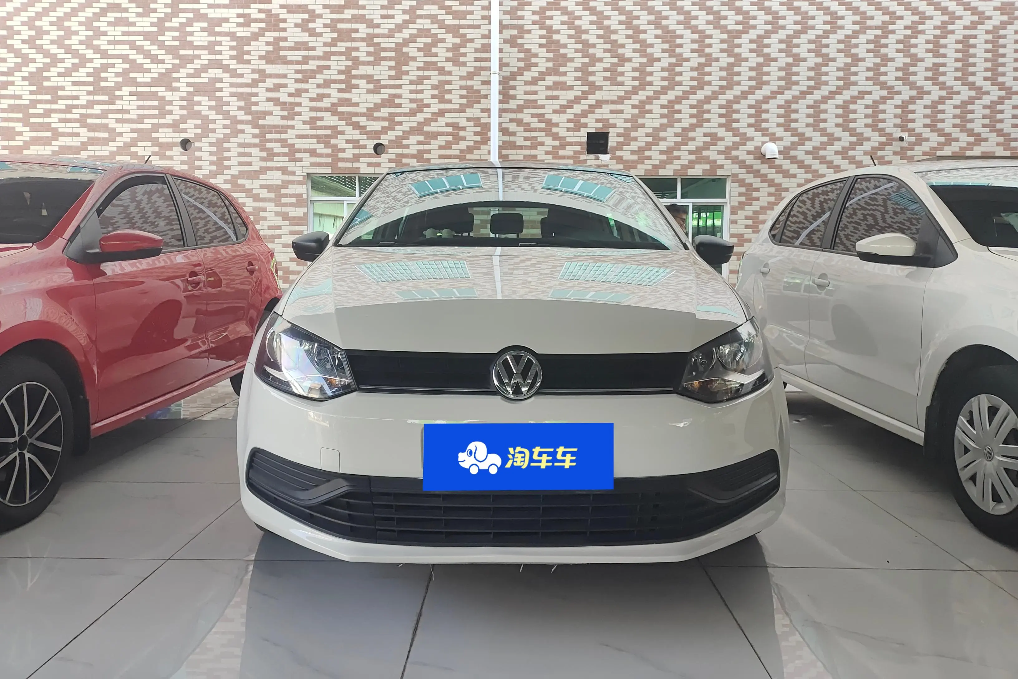Volkswagen Polo  из Китая