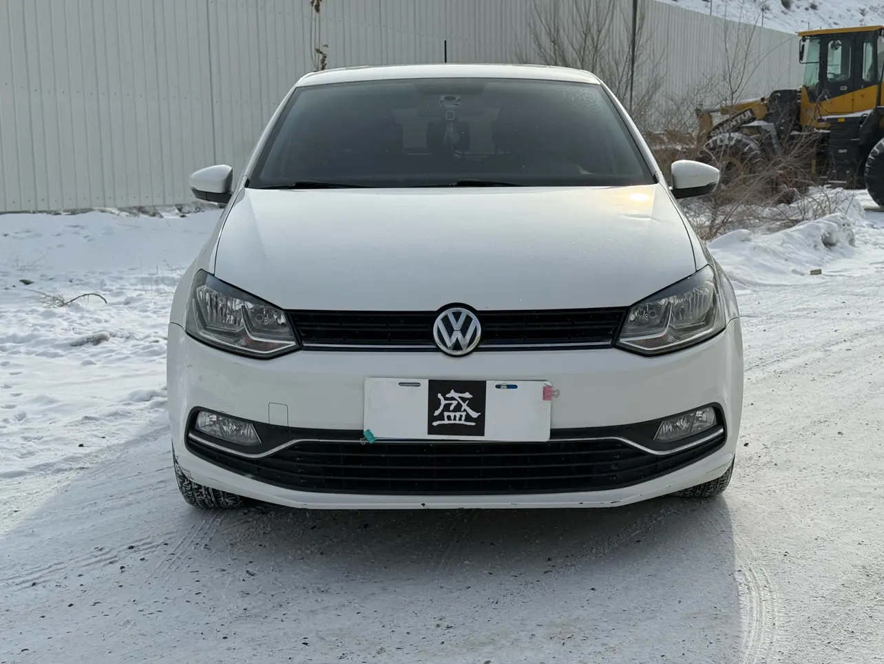 Volkswagen Polo  из Китая