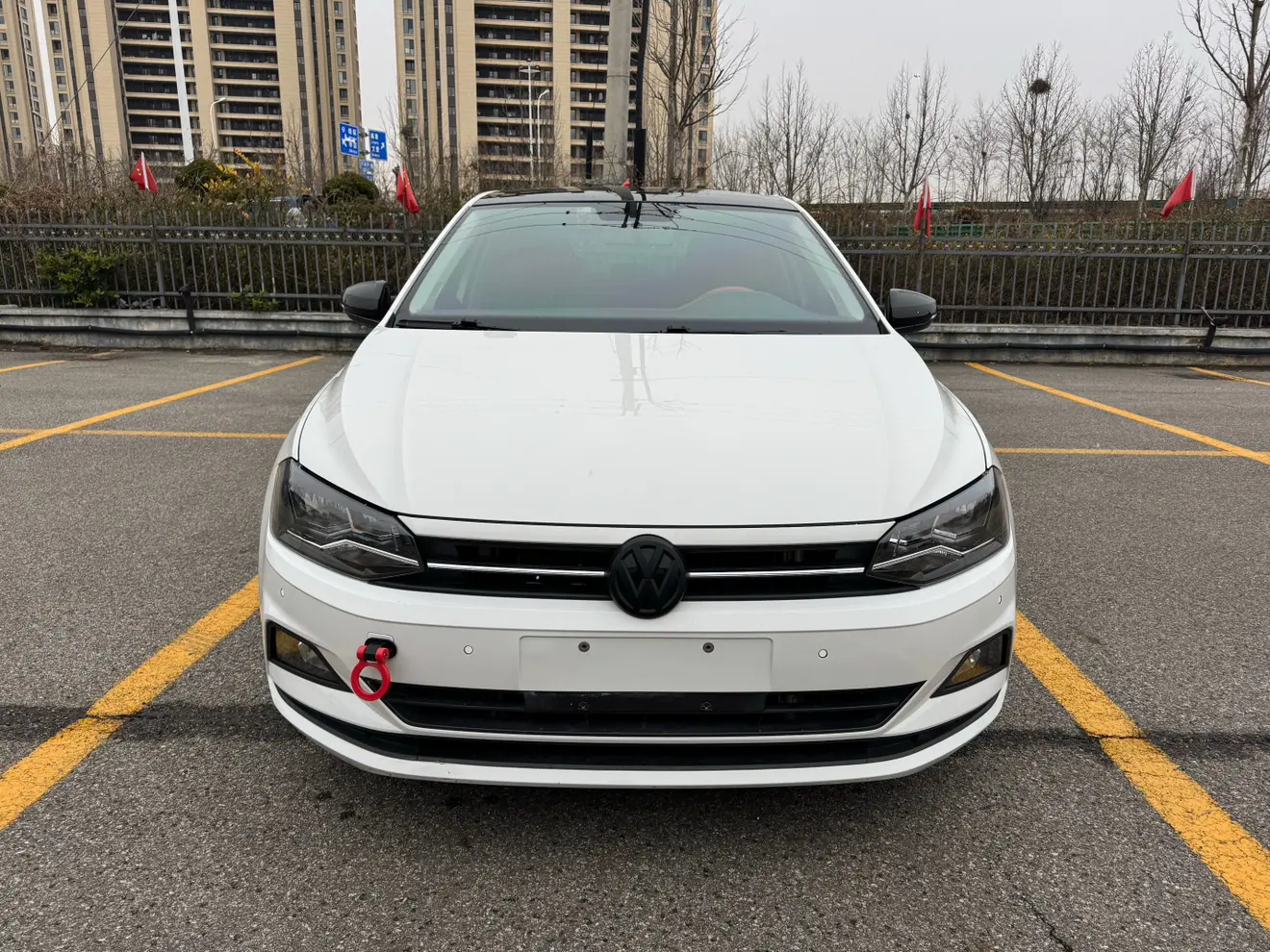 Volkswagen Polo  из Китая