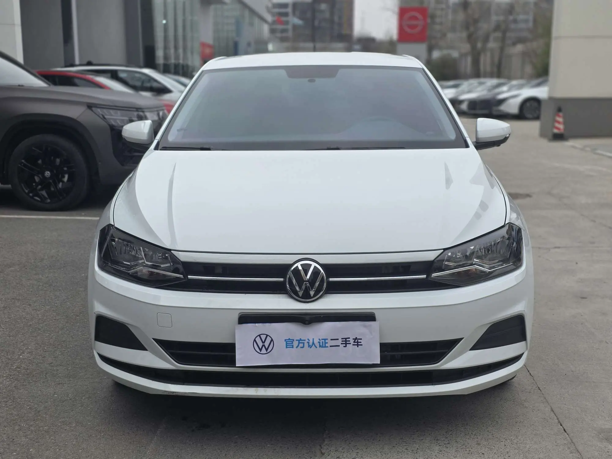 Volkswagen Polo  из Китая