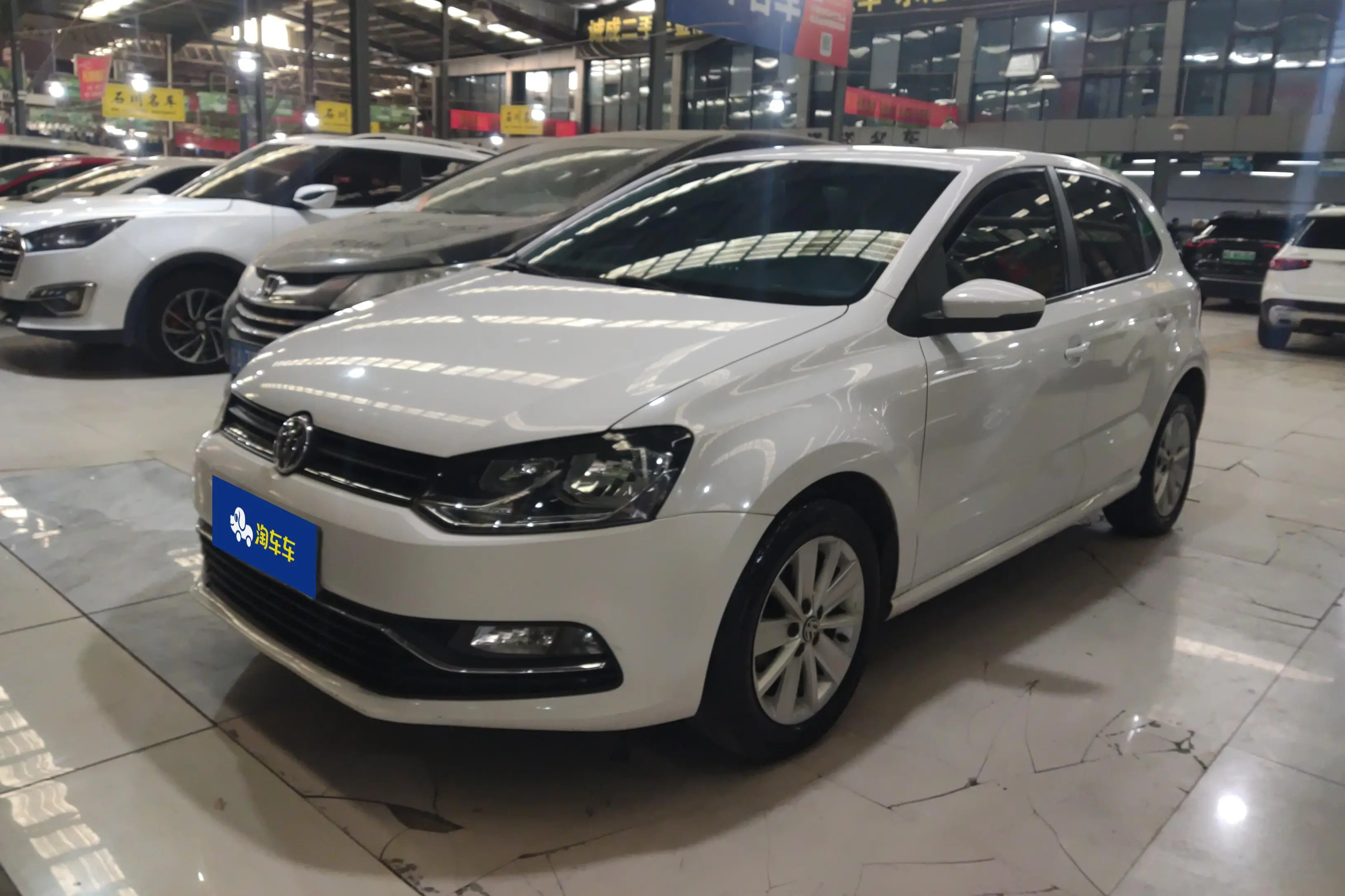 Volkswagen Polo  из Китая