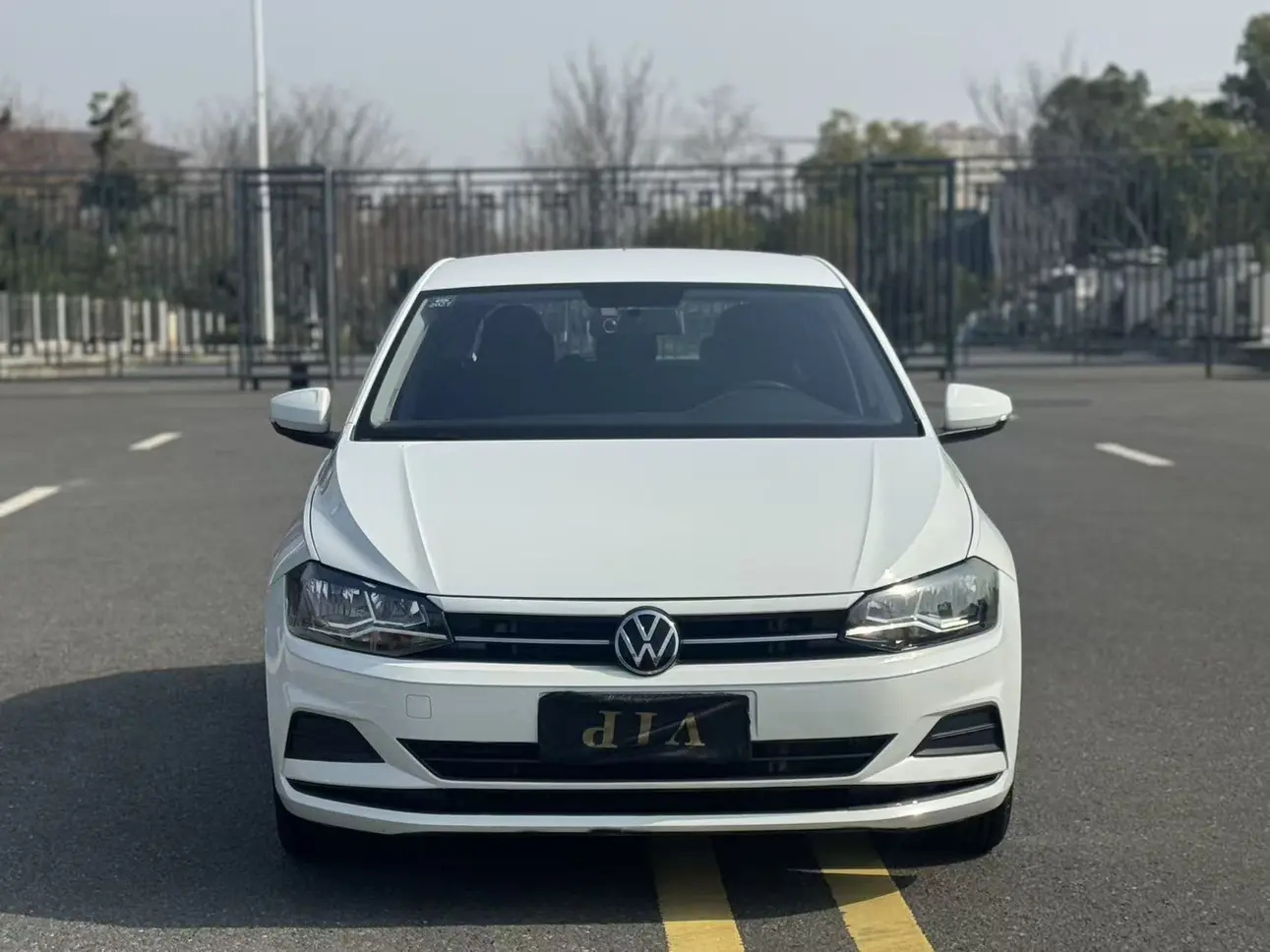 Volkswagen Polo  из Китая