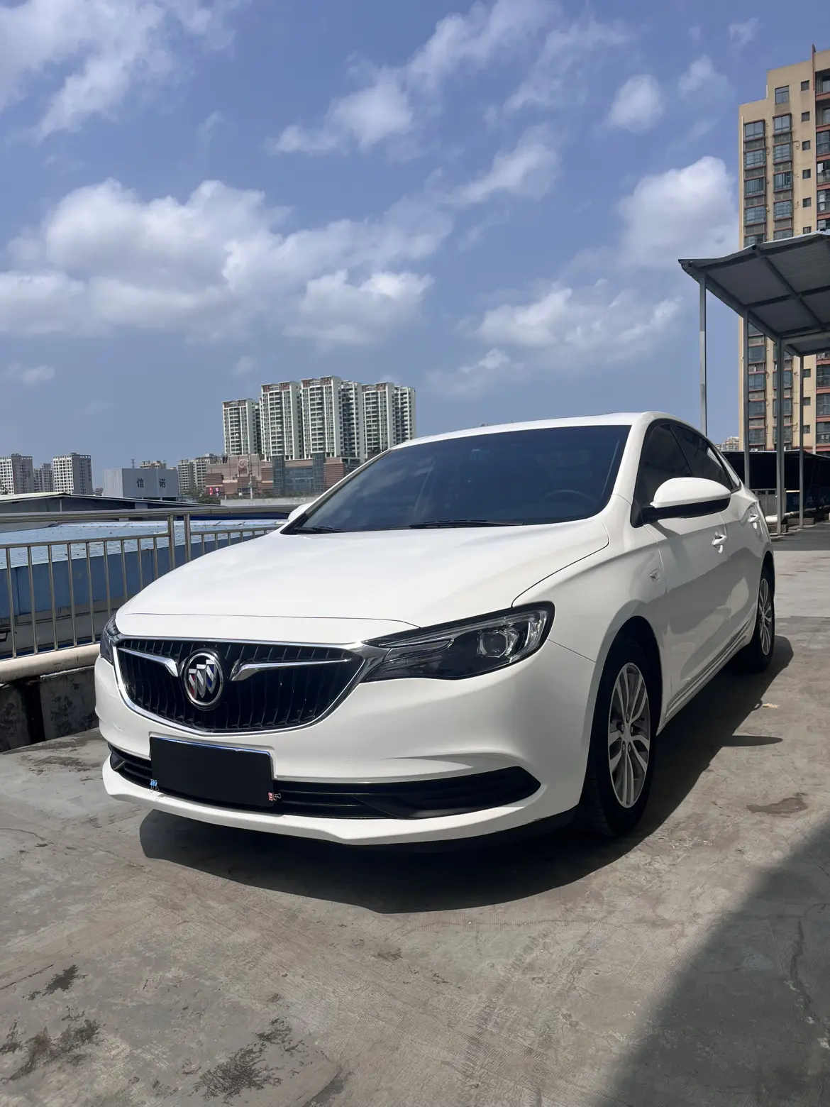 Buick Yinglang