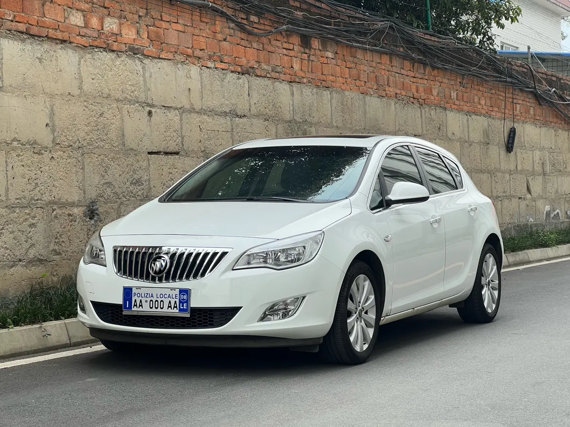Buick Yinglang  из Китая