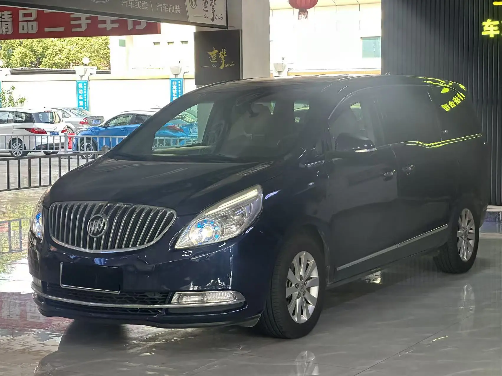 Buick GL8