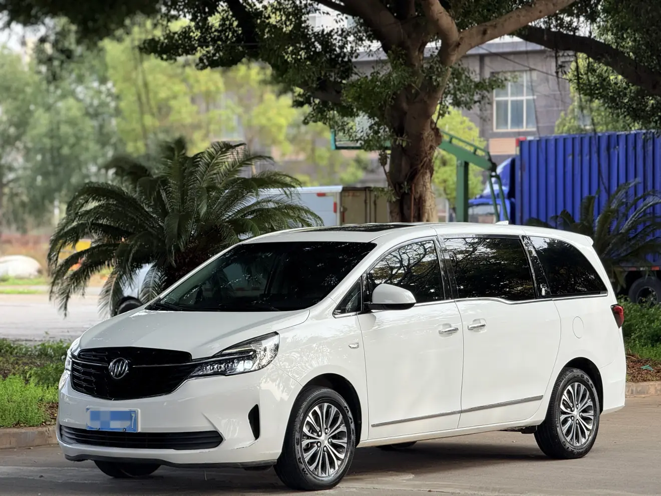 Buick GL8