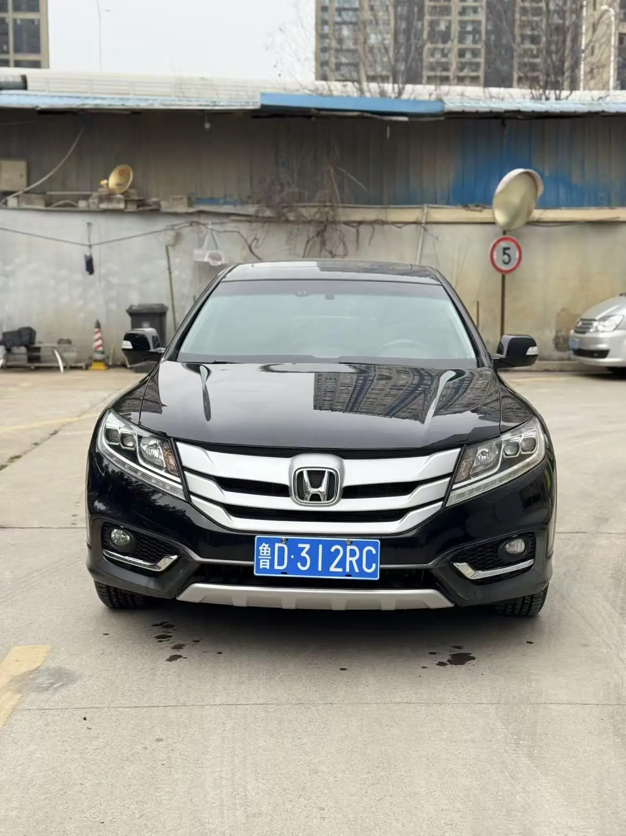 Honda Songs and poems  из Китая