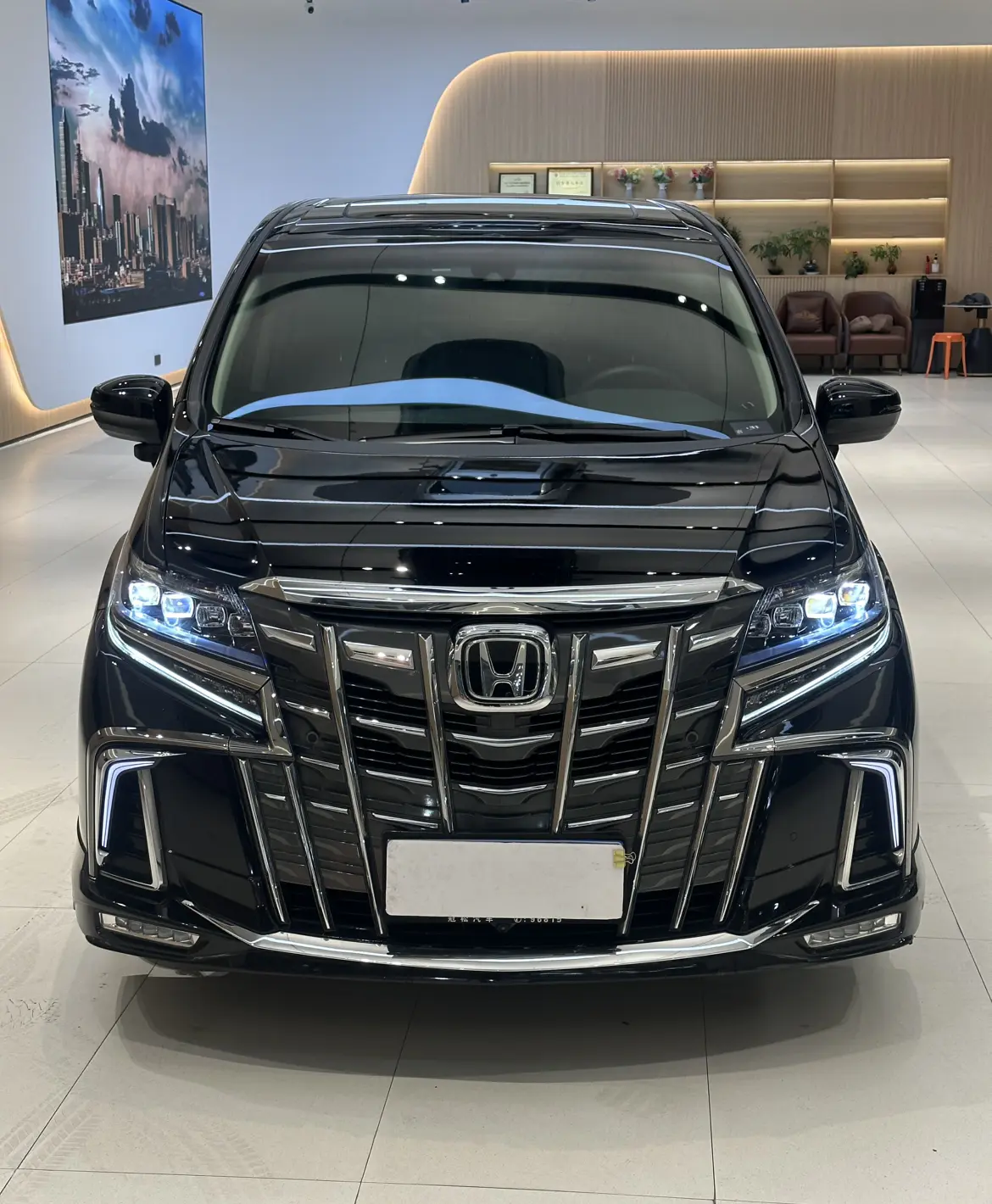 Honda Elysion (Alison)  из Китая