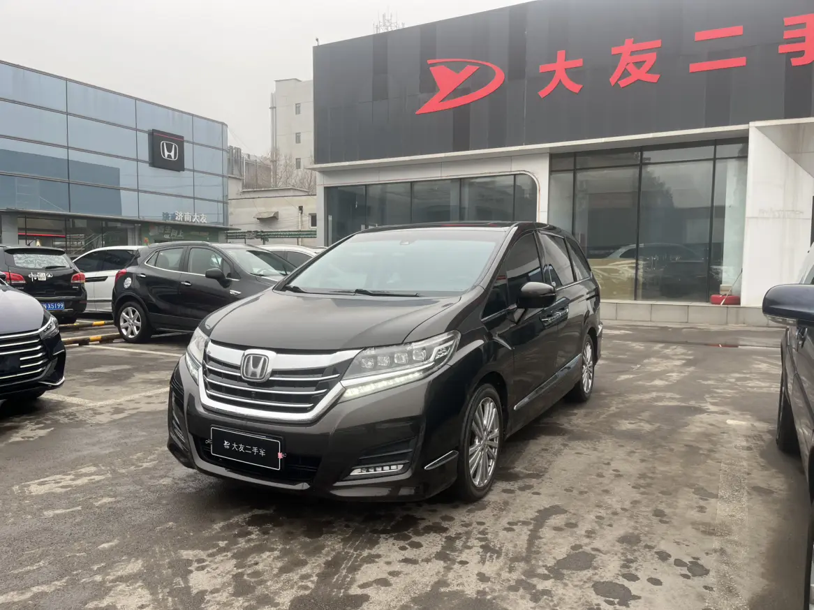 Honda Elysion (Alison)  из Китая