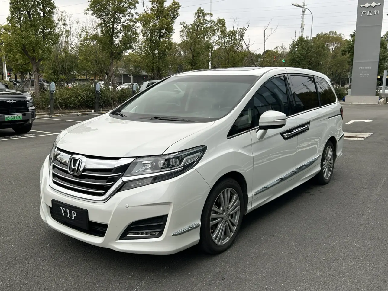 Honda Elysion (Alison)  из Китая