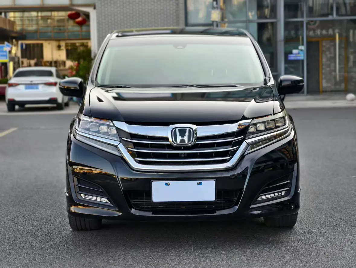 Honda Elysion (Alison)  из Китая