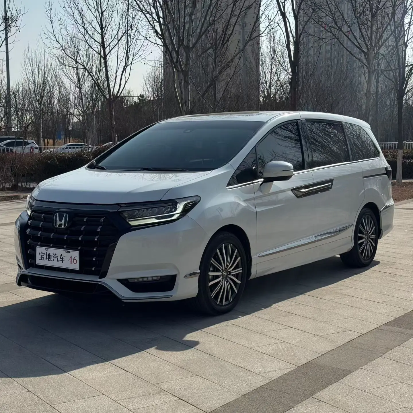 Honda Elysion (Alison)  из Китая
