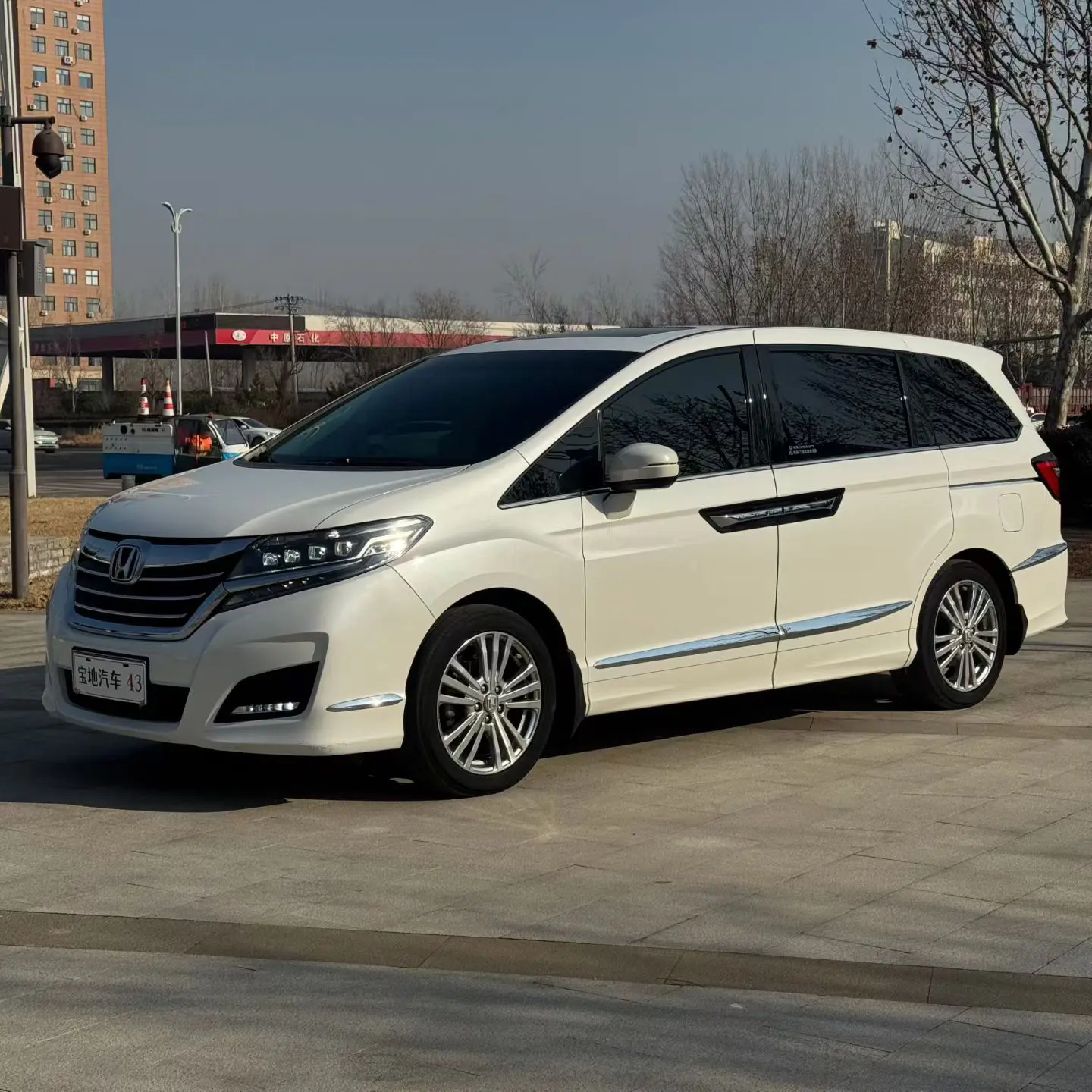 Honda Elysion (Alison)  из Китая