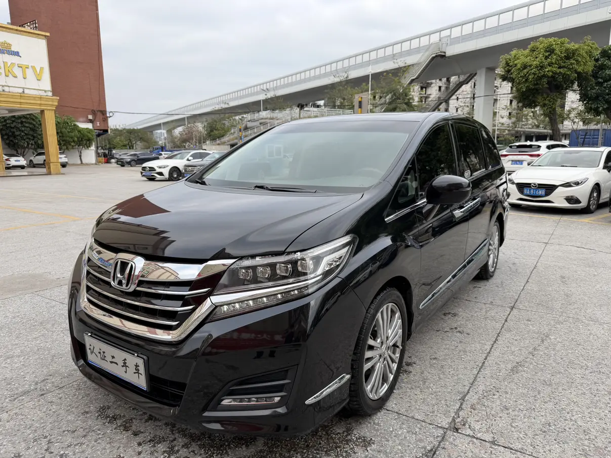 Honda Elysion (Alison)  из Китая