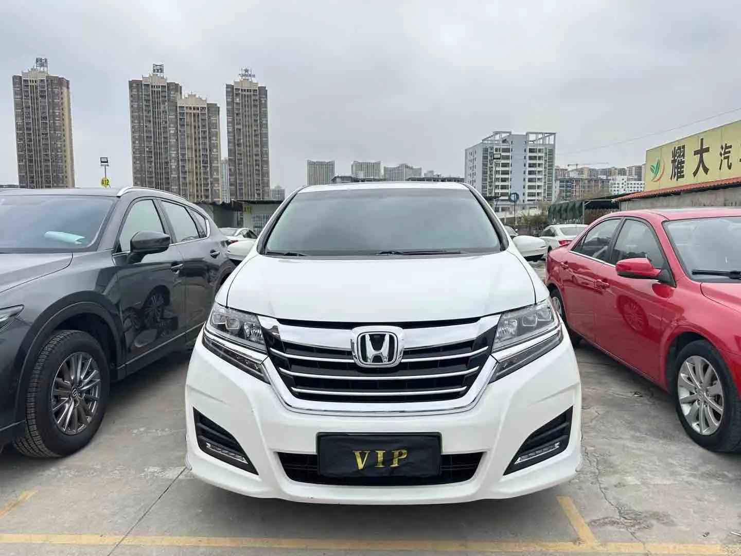 Honda Elysion (Alison)  из Китая