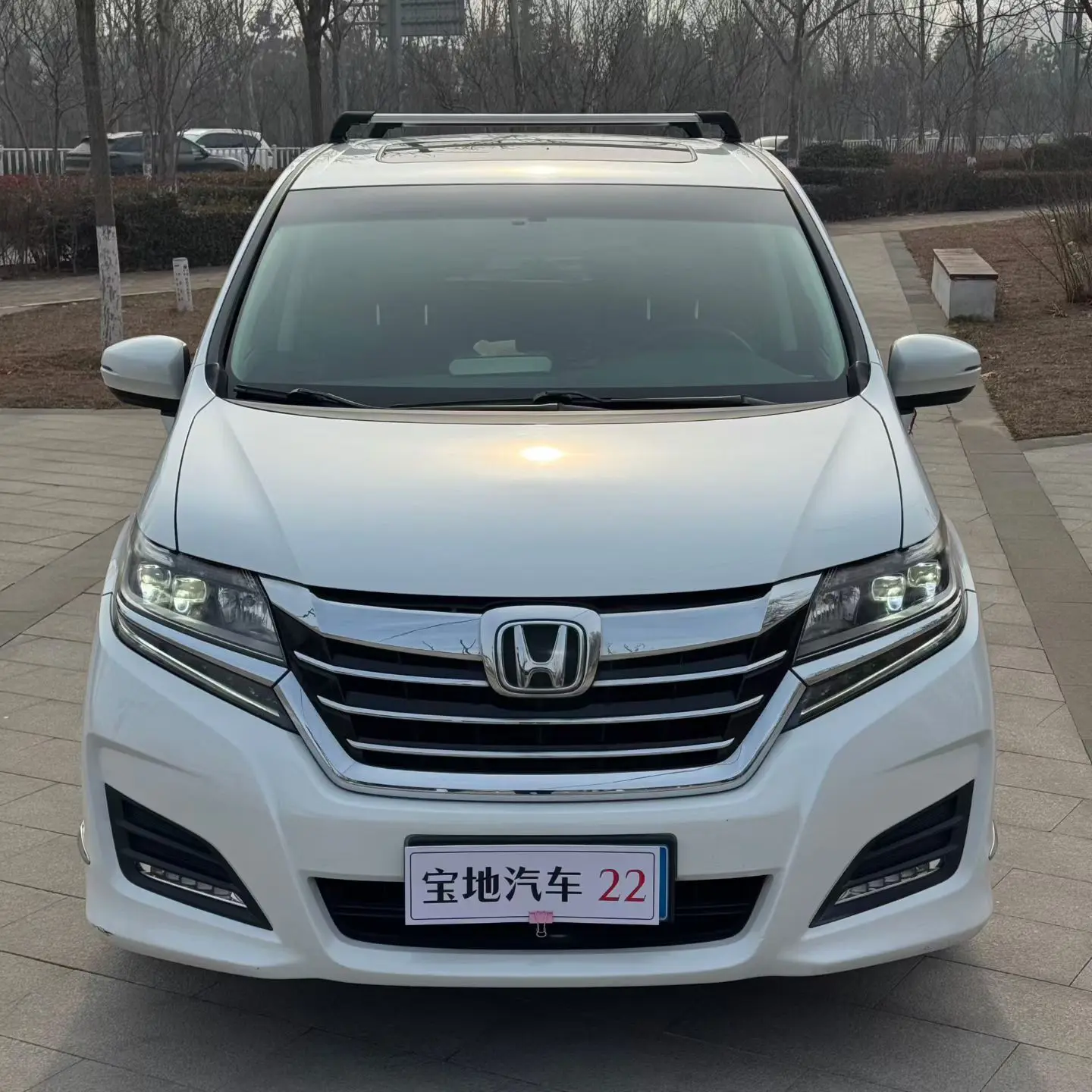 Honda Elysion (Alison)  из Китая