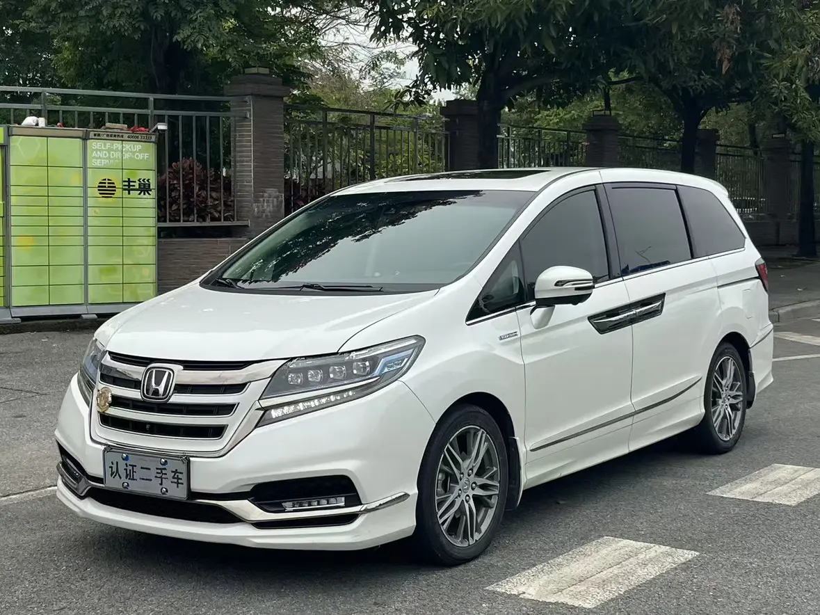 Honda Elysion (Alison)  из Китая