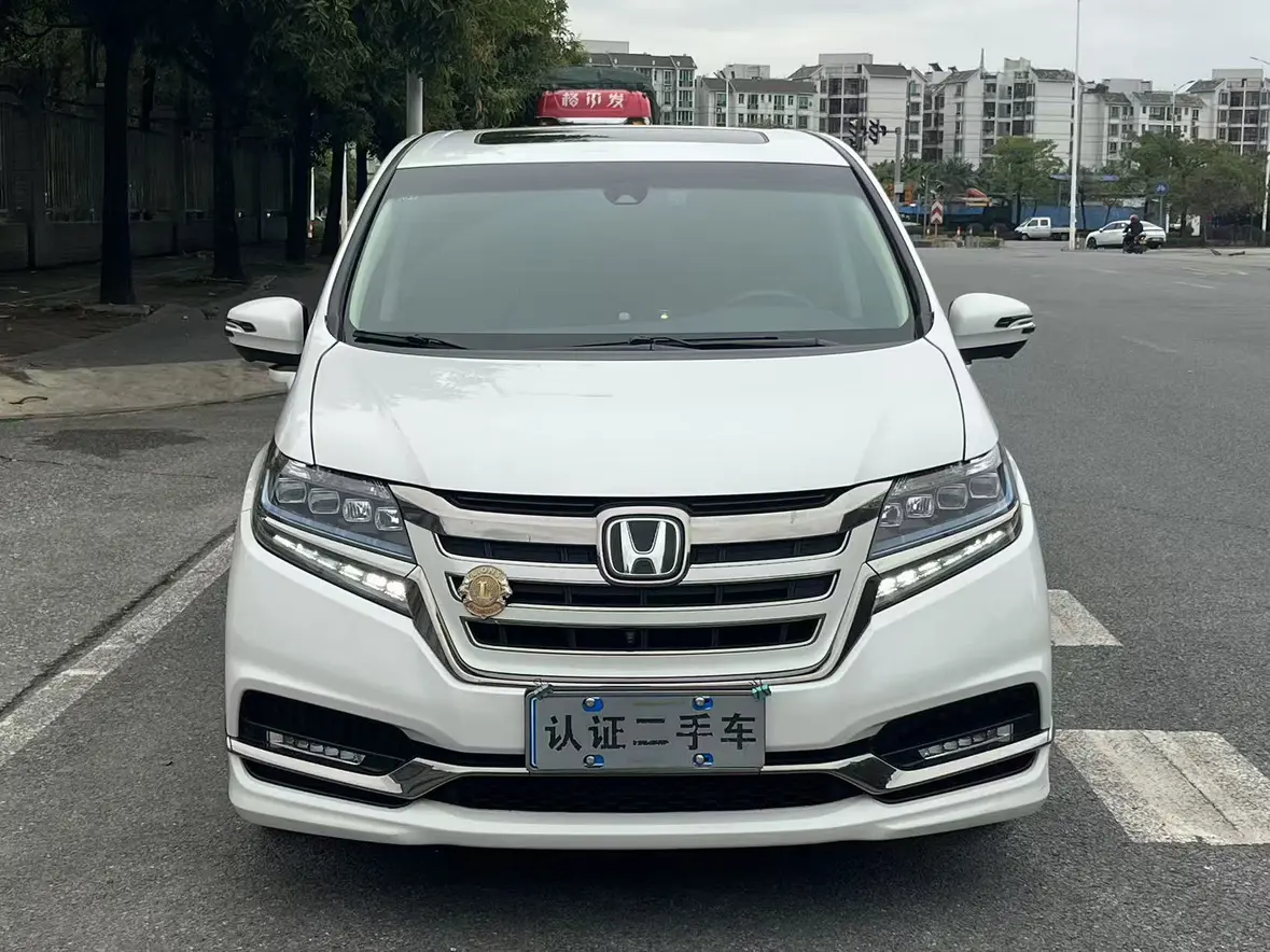 Honda Elysion (Alison)  из Китая