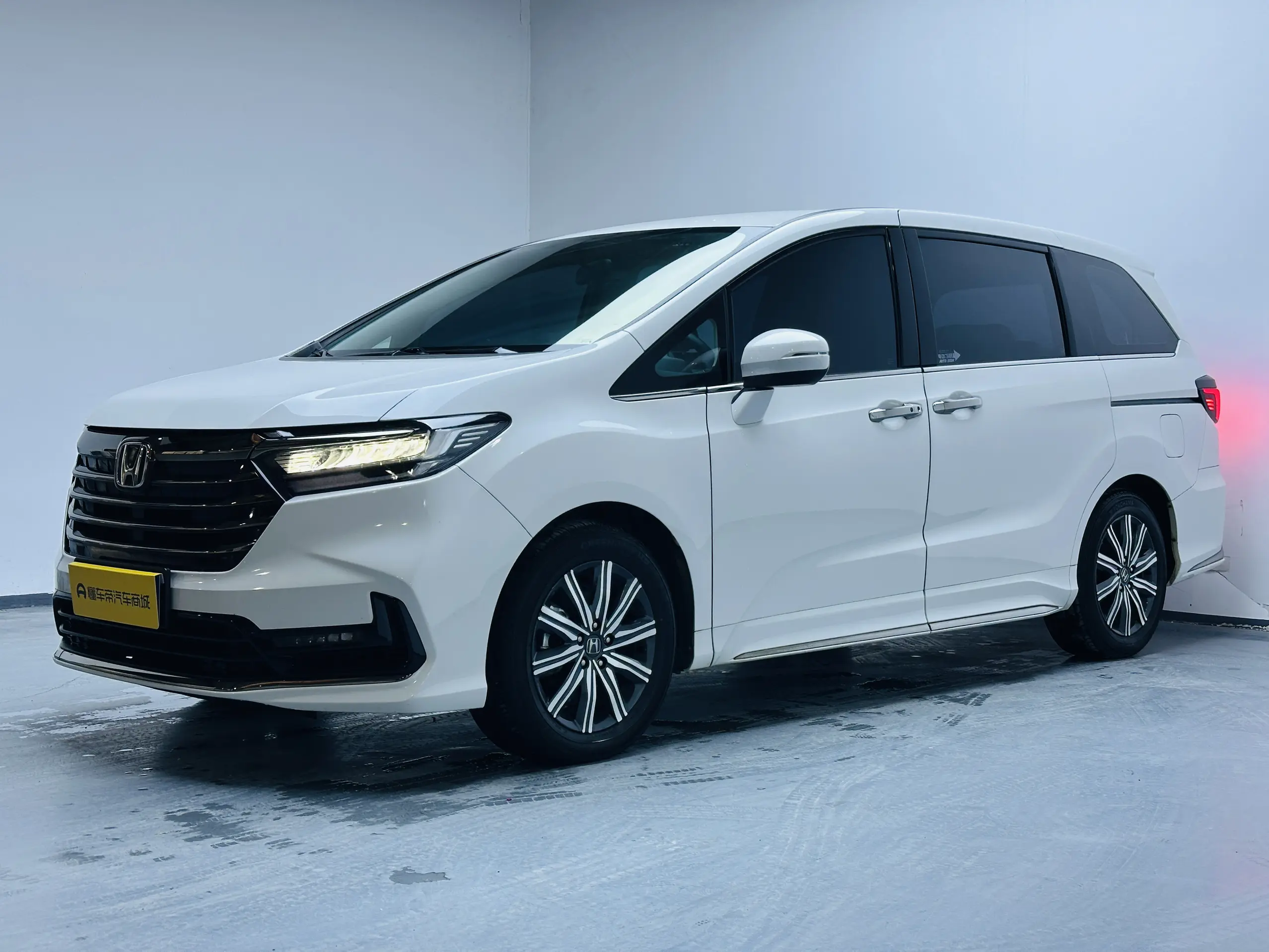 Honda Odyssey  из Китая