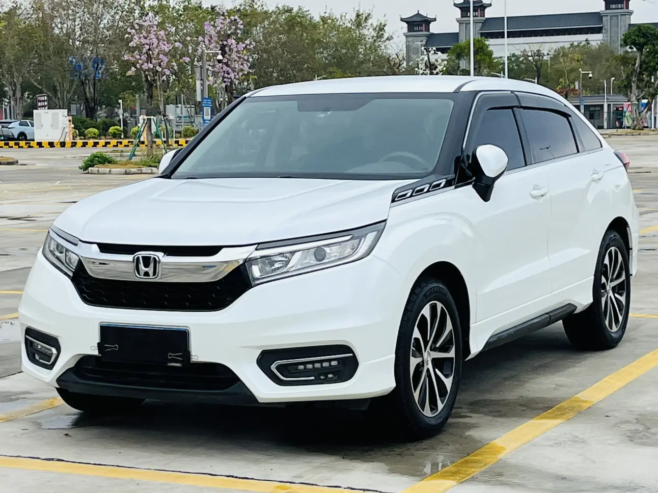 Honda Avancier (Crown Road)  из Китая