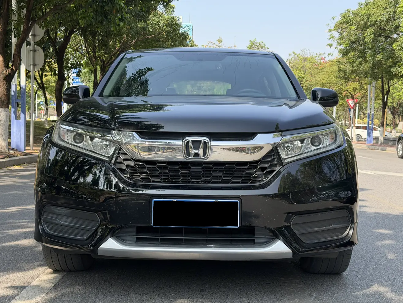 Honda Avancier (Crown Road)  из Китая
