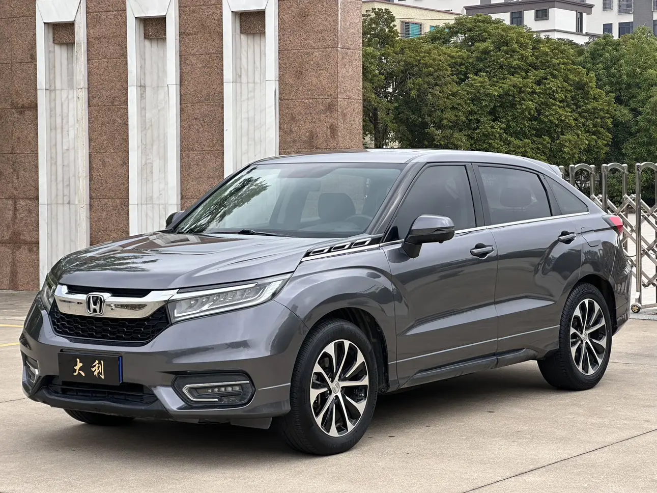 Honda Avancier (Crown Road)  из Китая