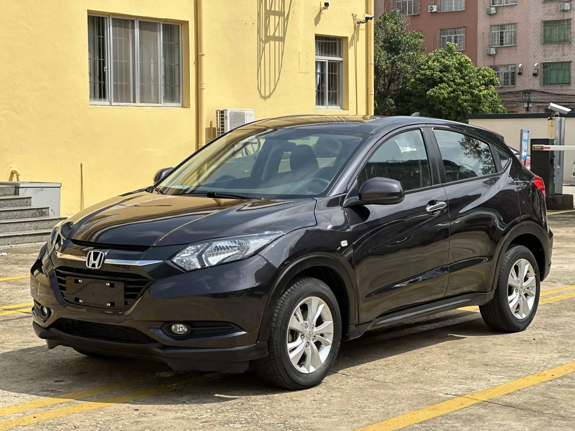Honda Vezel (Binzhi)  из Китая