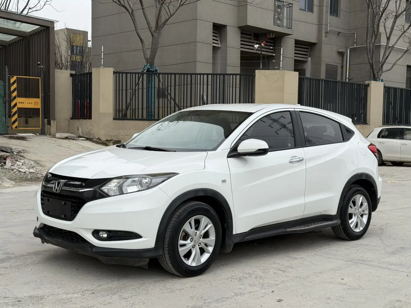 Honda Vezel (Binzhi)  из Китая