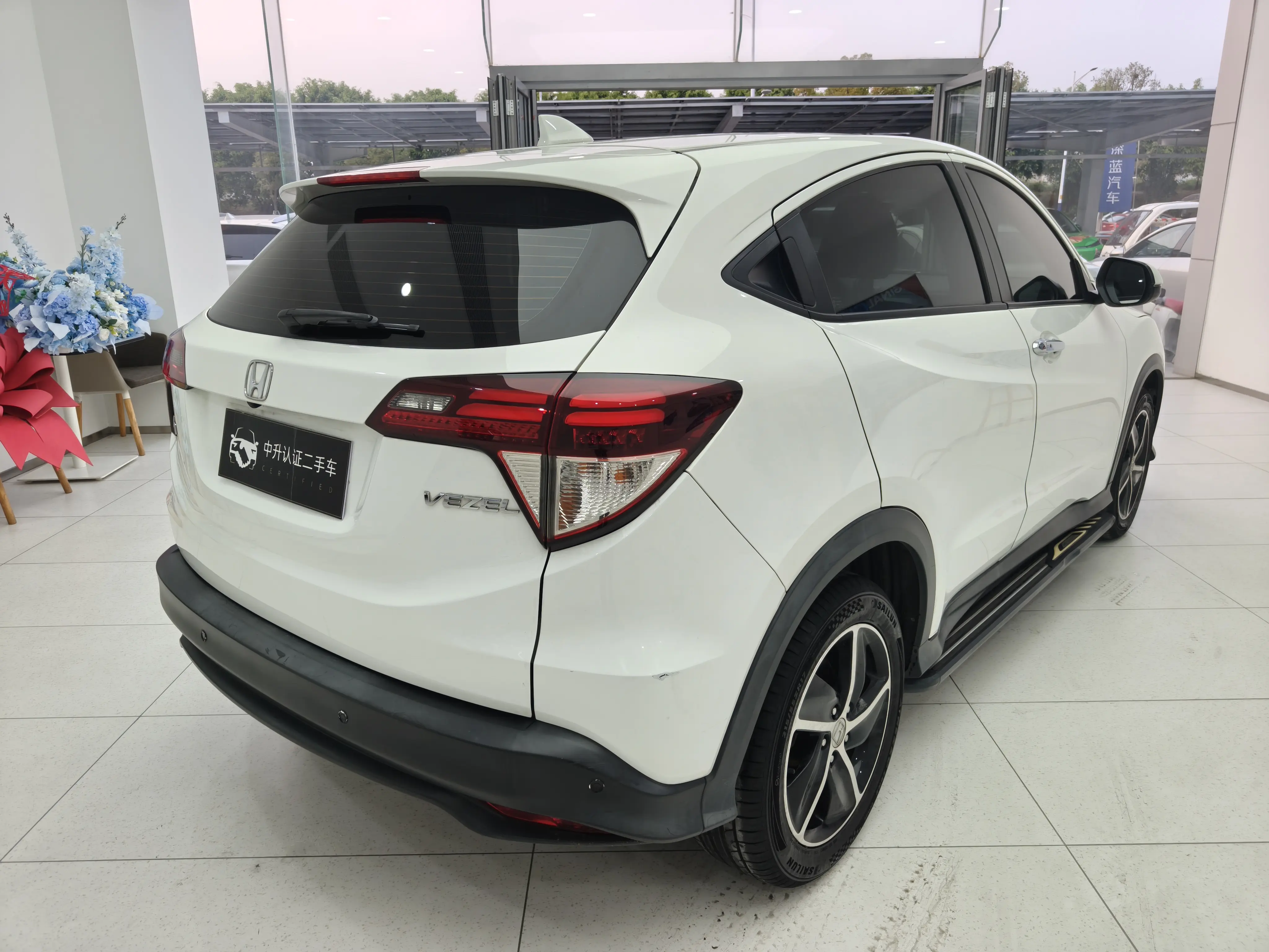 Honda Vezel (Binzhi)  из Китая
