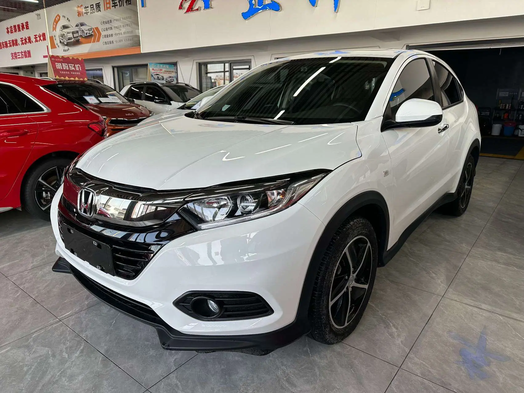 Honda Vezel (Binzhi)  из Китая