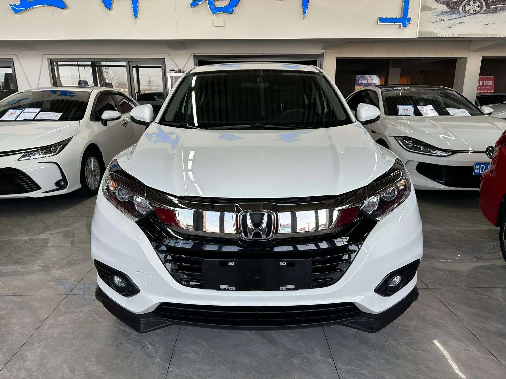 Honda Vezel (Binzhi)  из Китая