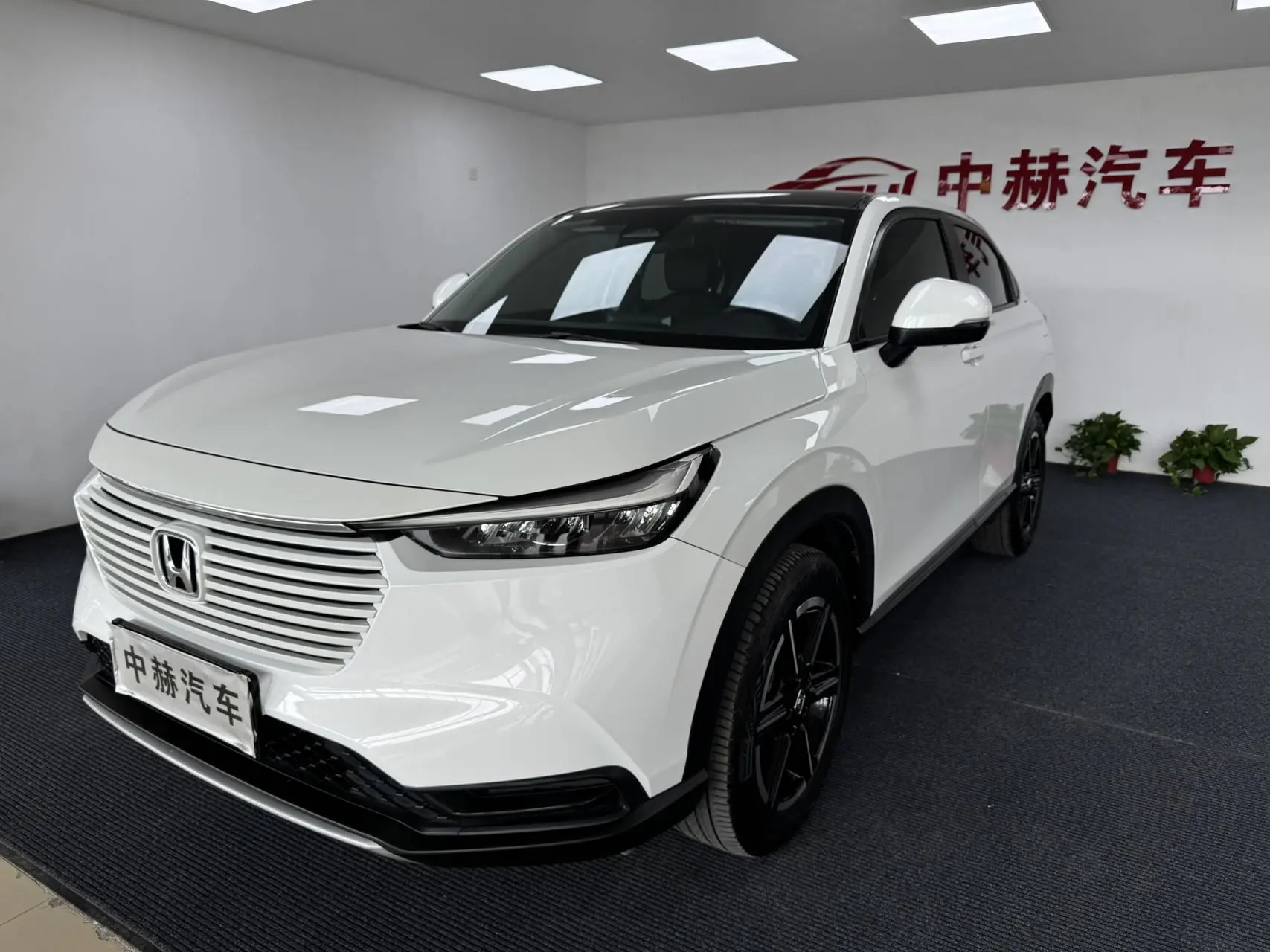 Honda Vezel (Binzhi)  из Китая